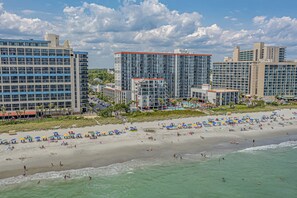 On the beach - Turtle Cove, Spectacular Ocean Front 1 bedroom! (Myrtle Beach)