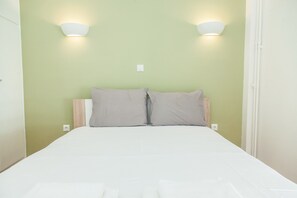 1 chambre, fer et planche à repasser, Wi-Fi gratuit, draps fournis