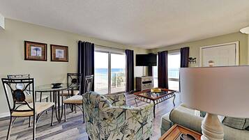 Kondominium (#401 - No Pets) | Pemandangan dari properti