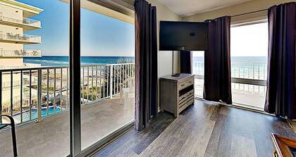 Aqua Villa by Southern Vacation Rentals
