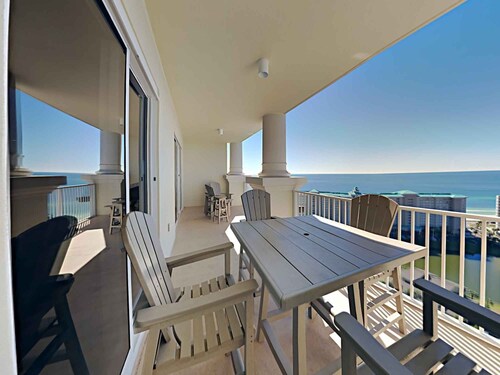Ariel Dunes II by Southern Vacation Rentals
