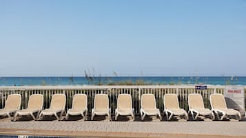 Condo (4 Bedrooms) | Servicio de la propiedad