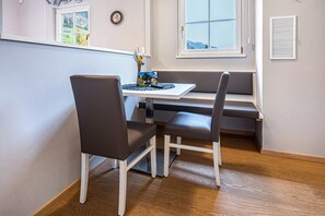 Dining - Studio 'Alpen Living 1st Floor Small' with Mountain View, Whirlpool & Wi-Fi (Cadipietra)