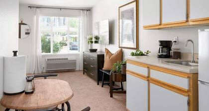 The Sutter | Private Studio in Paradise
