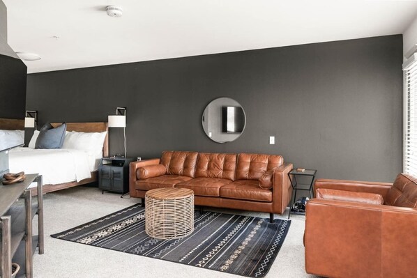 1 chambre, fer et planche à repasser, Wi-Fi gratuit, draps fournis