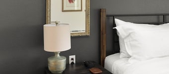 The Modoc | Stylish Stay in Paradise