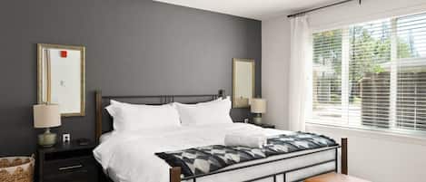 1 bedroom, iron/ironing board, free WiFi, bed sheets