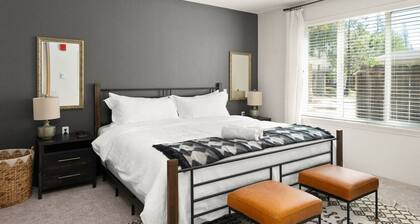 The Modoc | Stylish Stay in Paradise