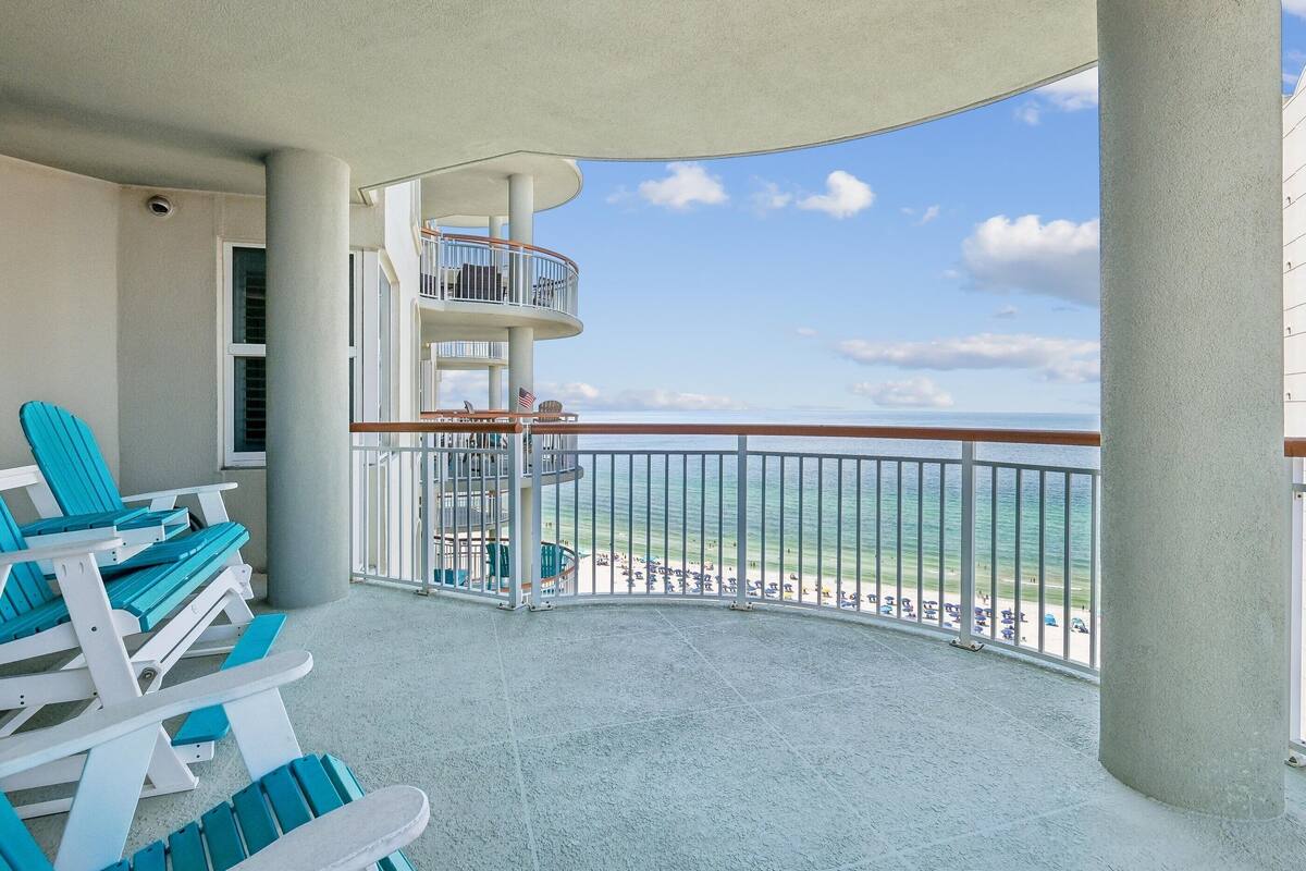 Condo (3 Bedrooms) | Vista frontal de la propiedad
