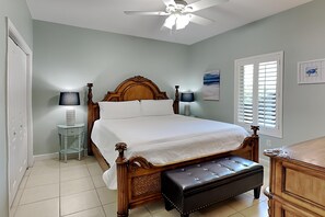 Condo (#202 - No Pets) | 1 habitación, decoración personalizada y muebles diferentes 