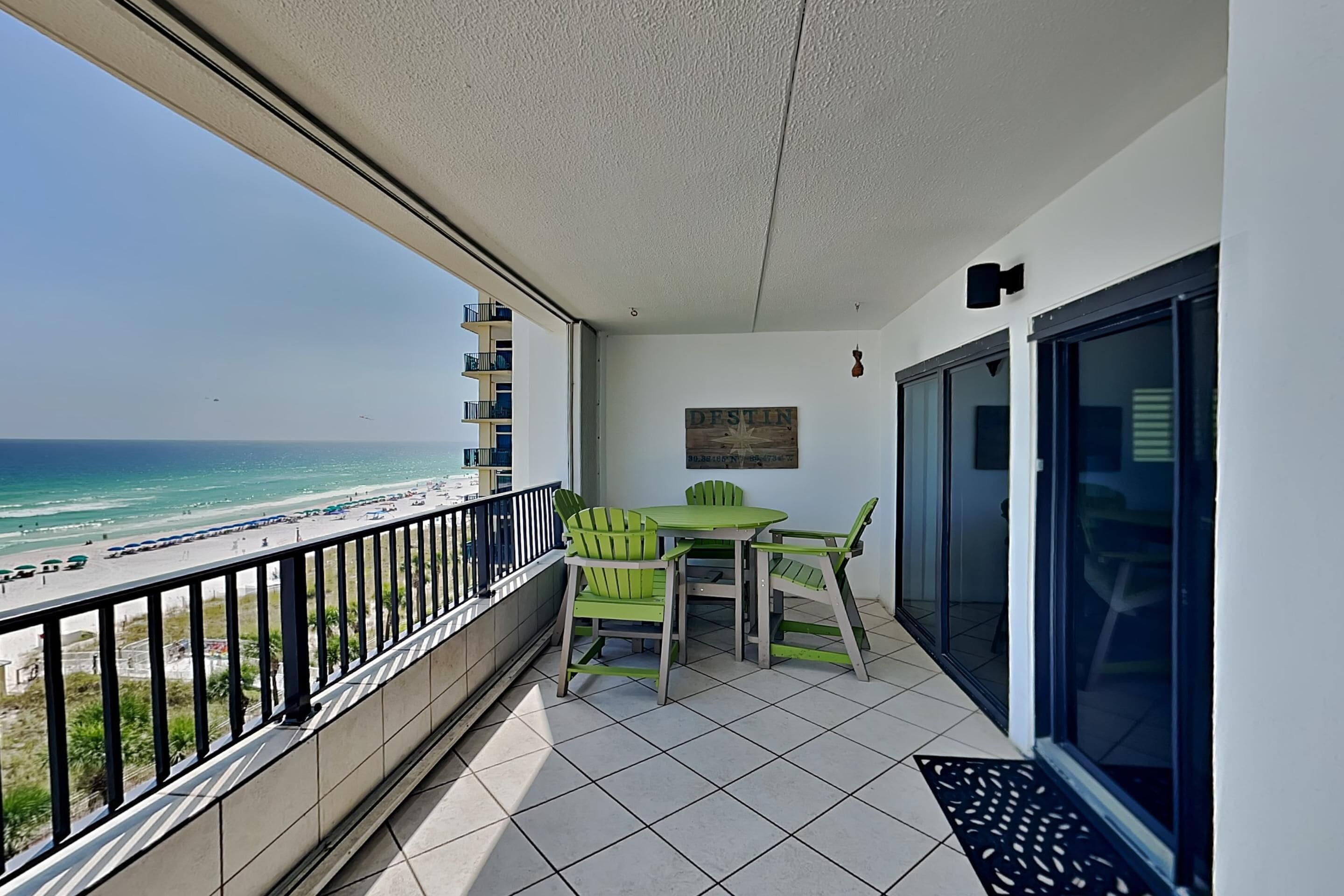 Condo, varias camas, balcón, vista al océano (#606 - No Pets) | Vista desde la habitación