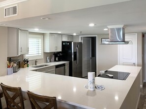 Condo, Multiple Beds, Balcony, Ocean View (#506 - No Pets) | Private kitchen