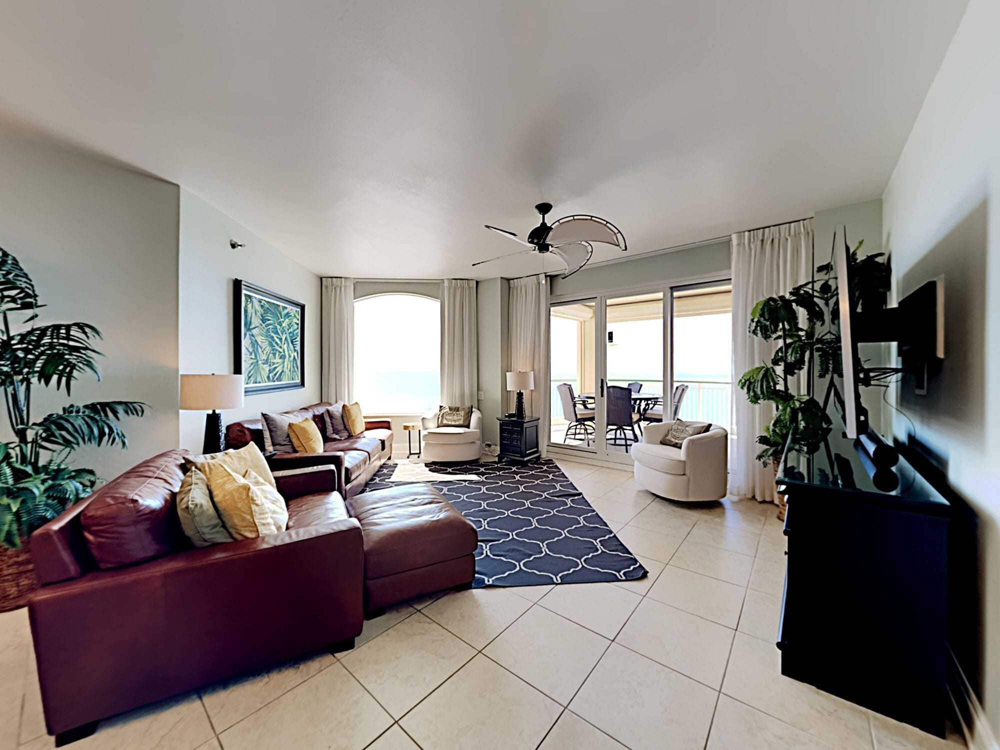 公寓客房, 多張床, 陽台, 海景 (#15B - No Pets) | 起居區