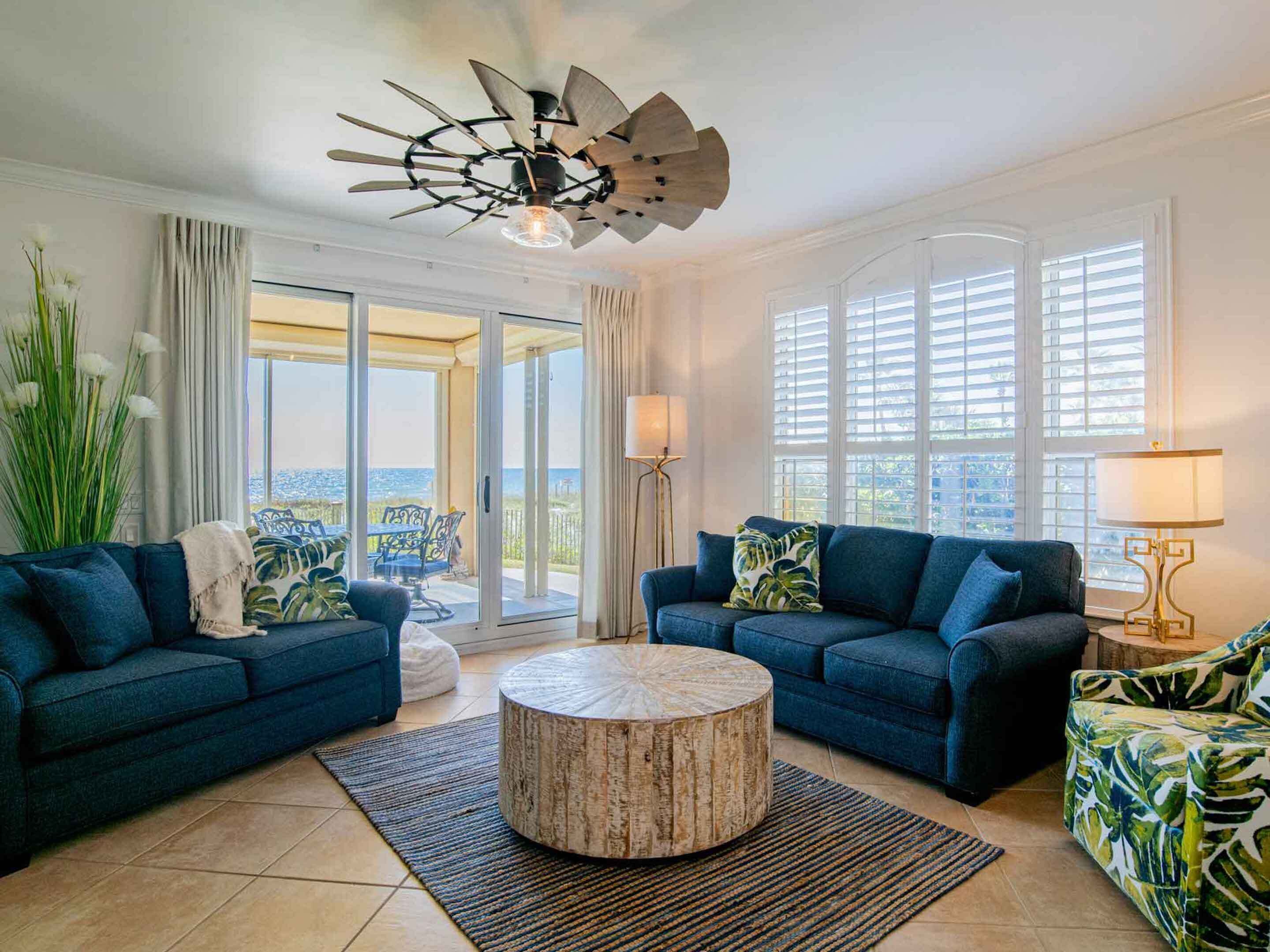 公寓客房, 多張床, 廚房, 海景 (#1D - No Pets) | 起居區