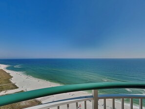 公寓客房, 多張床, 熱水浴缸, 海景 (#PH3B 18B - No Pets) | 海灘 | 位於海灘上