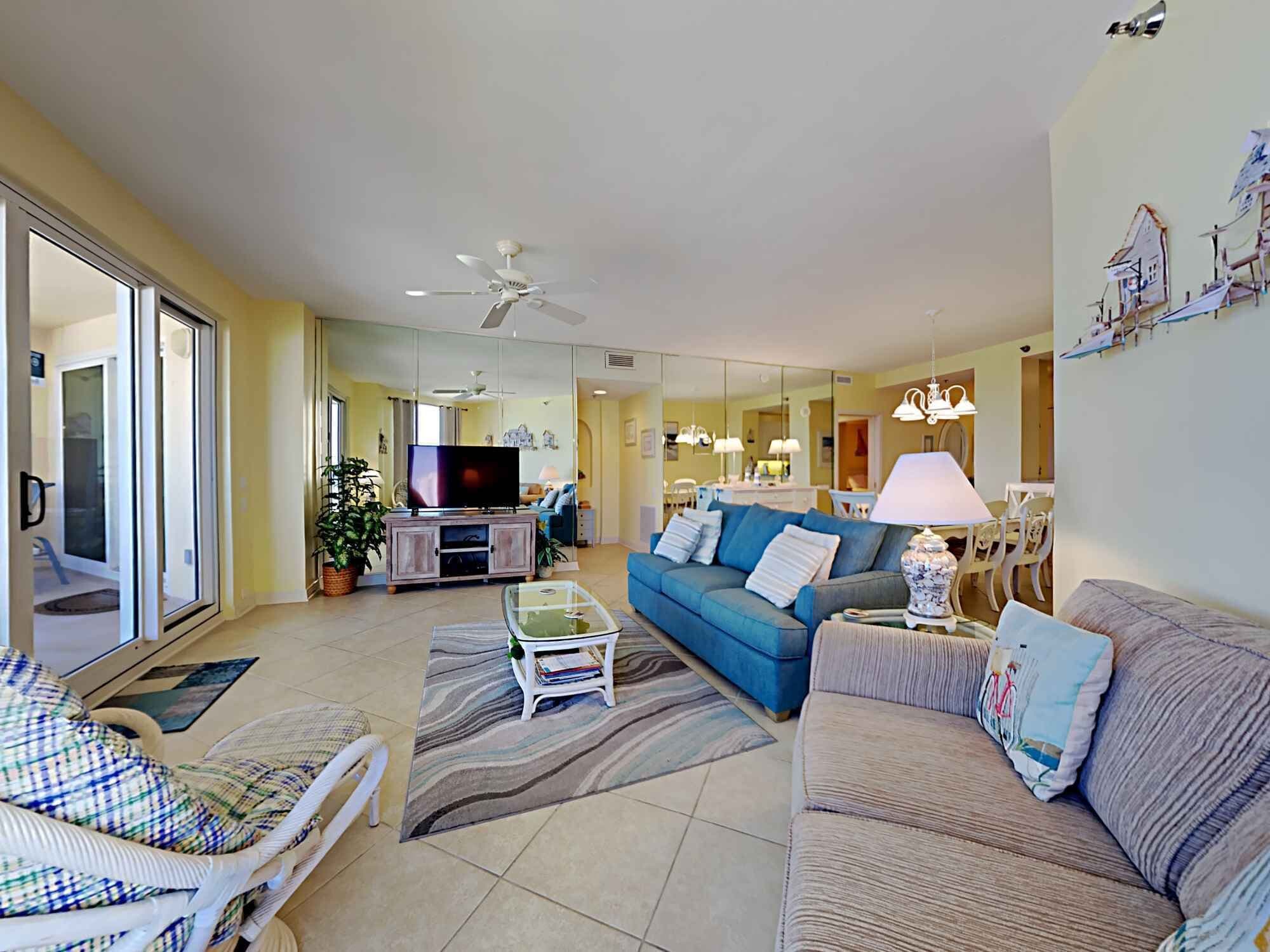 公寓客房, 多張床, 陽台, 海景 (#6B - No Pets) | 起居區