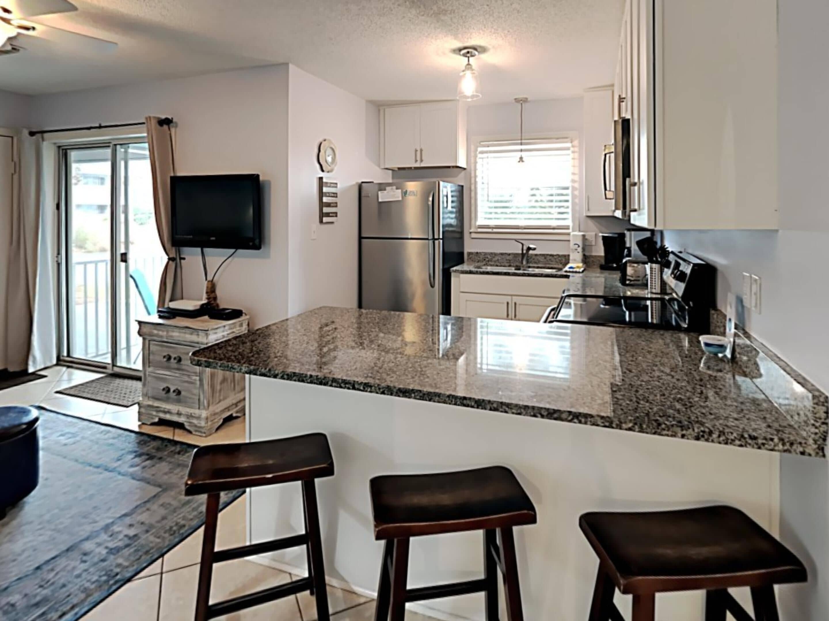 Apartment (#413 - No Pets) | Eigene Küche