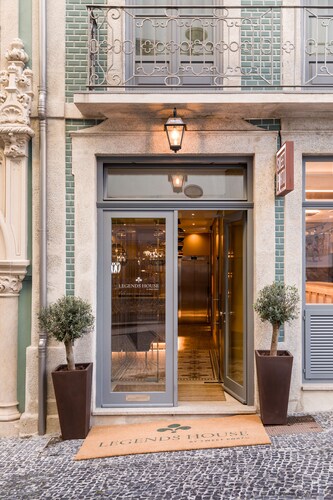 Legends' House by Sweet Porto