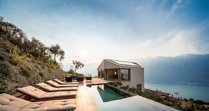 'Villa Arias' with Lake View, Pool & Wi-Fi