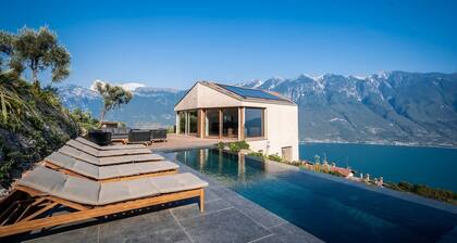 'Villa Arias' with Lake View, Pool & Wi-Fi