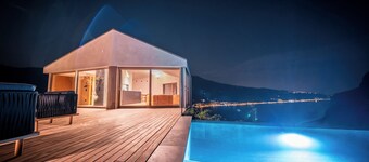 "Villa Arias" avec vue sur le lac, piscine et Wi-Fi.