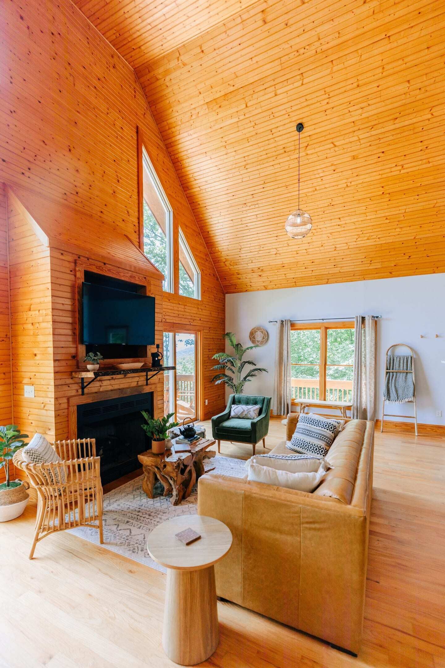 Smart TV, fireplace, video games