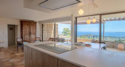 Holiday Home with Sea View, Private Pool & A/C