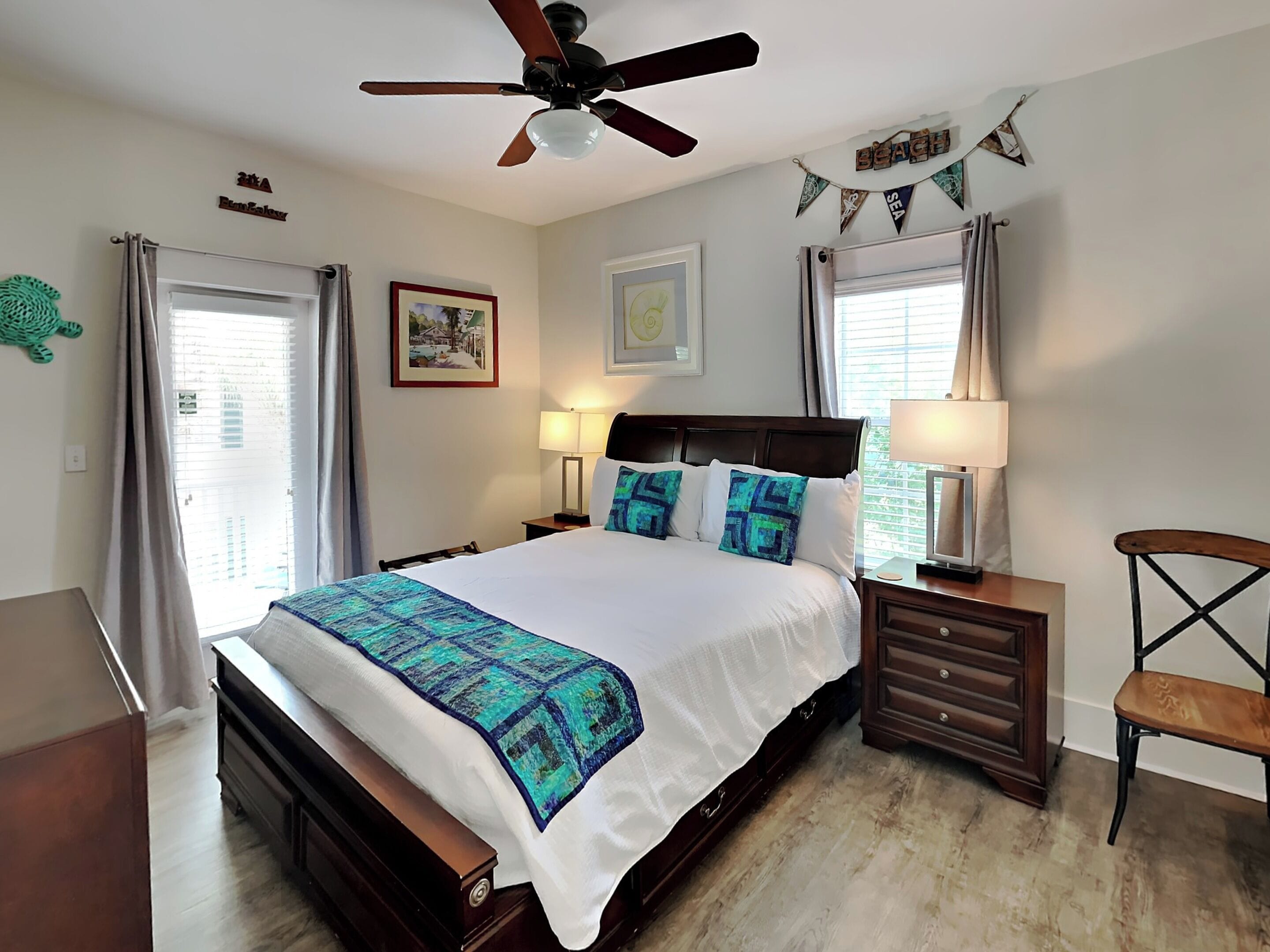 2 عدّة غرف نوم وبديكورات فريدة لكل غرفة وطراز فريد لكل وحدة