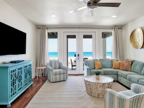Condo, Multiple Beds, Balcony, Ocean View (Moar at Caribe - No Pets) | Living area