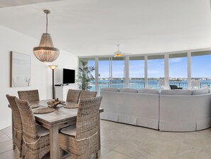 Condo (#C504 - No Pets) | Dining