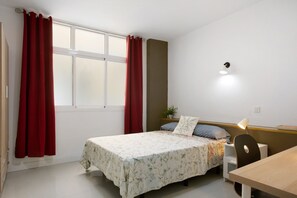 1 bedroom, free WiFi, bed sheets - Studio Apartment "Estudio Massimo 7D" with Shared Terrace & Wi-Fi (Las Palmas de Gran Canaria)