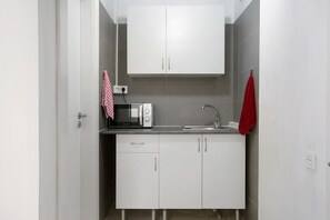 Interior - Studio Apartment "Estudio Massimo 7D" with Shared Terrace & Wi-Fi (Las Palmas de Gran Canaria)