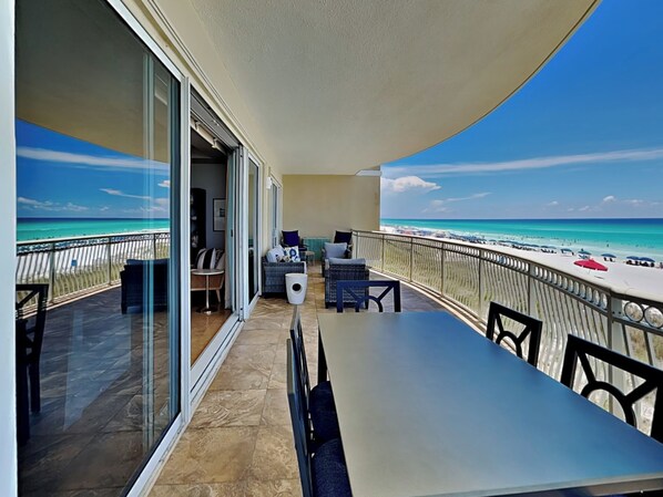 コンドミニアム ベッド (複数台) バルコニー オーシャンビュー (#105 - No Pets) | 施設の敷地