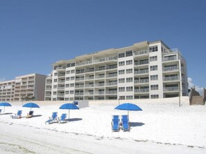 On the beach - Emerald Towers West by Southern Vacation Rentals (Fort Walton Beach)