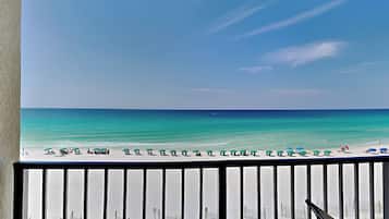 Condo, várias camas, sacada, vista para o oceano (#4002 - No Pets) | Praia | Na praia