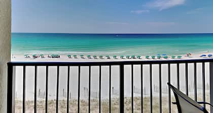 Emerald Towers West by Southern Vacation Rentals