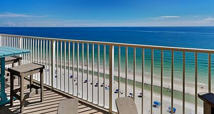 Crystal Shores by Southern Vacation Rentals