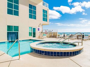 Pool - Crystal Shores by Southern Vacation Rentals (Gulf Shores)