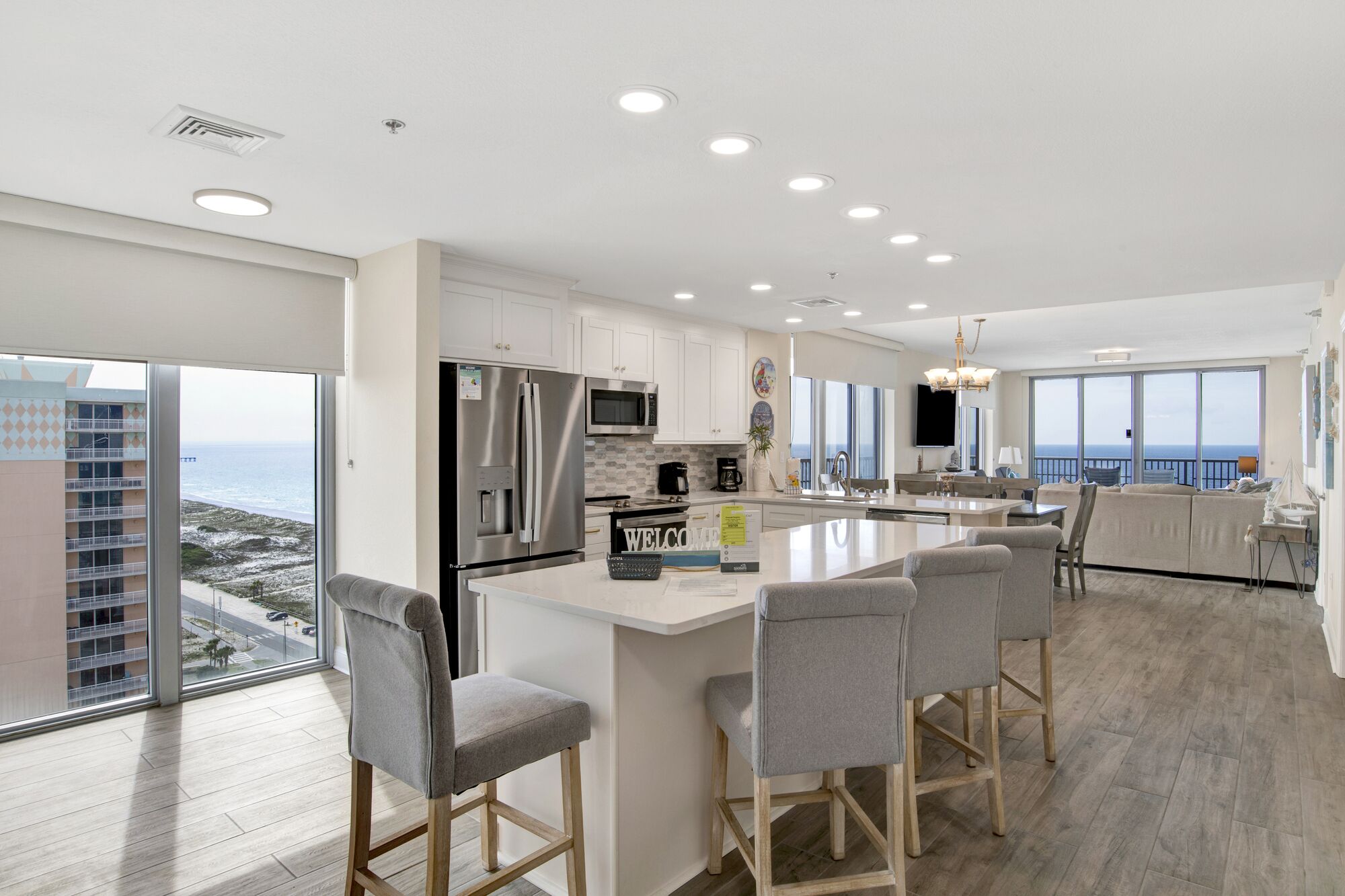 コンドミニアム ベッド (複数台) バルコニー オーシャンビュー (#1610 - No Pets) | 専用キッチン | 冷蔵庫、電子レンジ、オーブン、コンロ