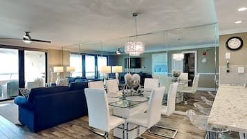 Condo, Multiple Beds, Balcony, Ocean View (#810 - No Pets) | Dining