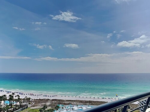 Edgewater by Southern Vacation Rentals