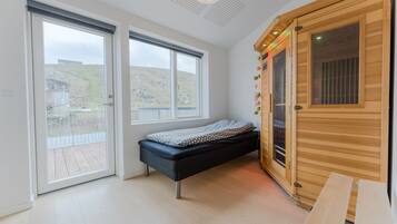 Deluxe-huoneisto | 3 makuuhuonetta, yksilöllisesti sisustettu, yksilöllisesti kalustettu