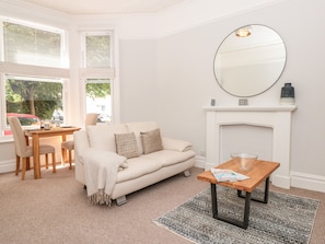 Living room - Flat 1 Byfield (Torquay)