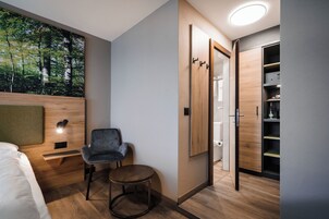 Comfort Double or Twin Room, 2 Twin Beds | Down comforters, in-room safe, free WiFi, bed sheets