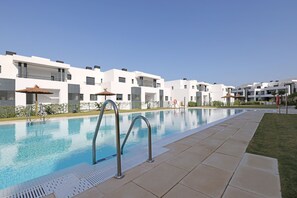 Pool - Casa Eva-Rosy with Mountain View, Shared Pool & Wi-Fi (Casares)