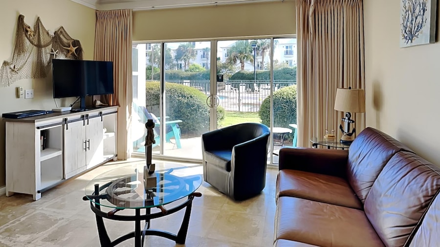 Emerald Waters by Southern Vacation Rentals