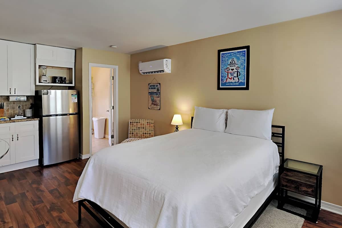 Condo, 1 Queen Bed, Garden View (#Studio - No Pets) | 2 bedrooms, individually decorated, individually furnished, free WiFi