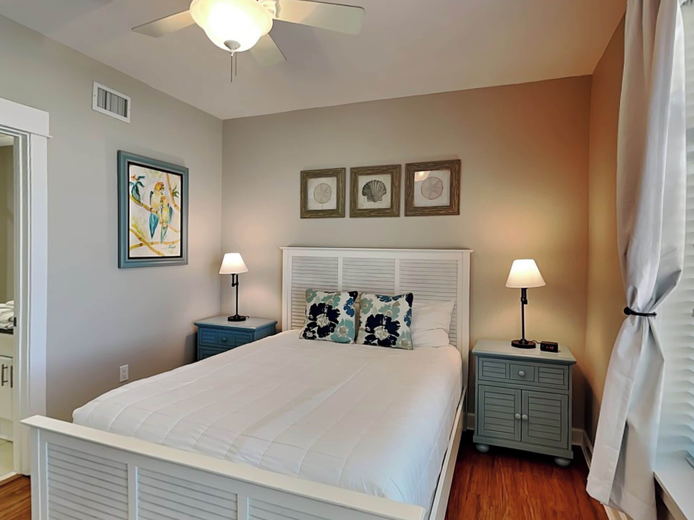 2 bedrooms, individually decorated, individually furnished, bed sheets