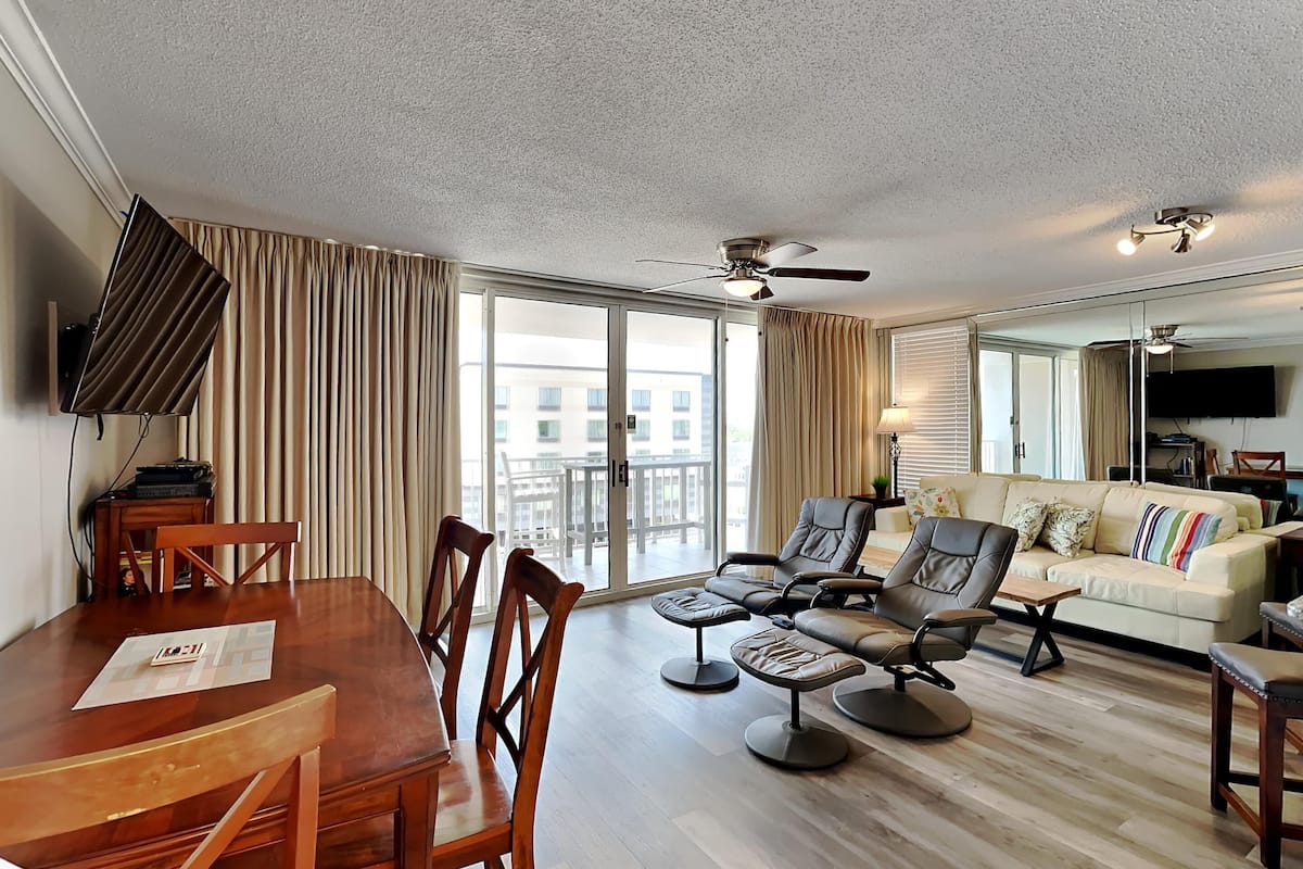 Condo, Multiple Beds, Balcony, Beach View (#519 - No Pets Allowed) | Dining