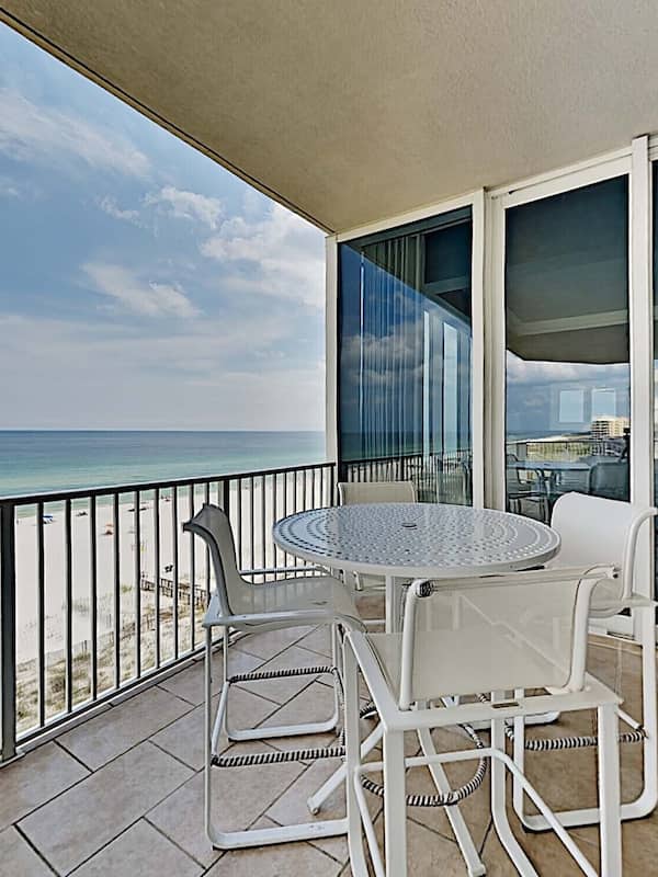 Condo, Multiple Beds, Balcony, Ocean View (#601E - No Pets Allowed) | Outdoor dining